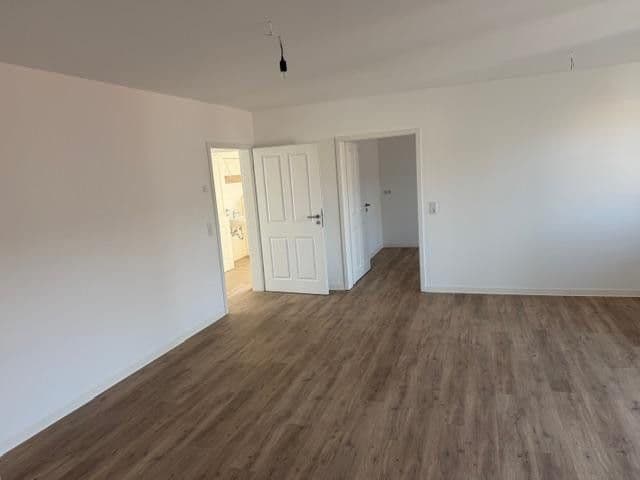 Prodej domu 90 m², pozemek 400 m², Feldberger Seenlandschaft, Mecklenburg-Vorpommern Prodej domu 90 m², pozemek 400 m², Feldberger Seenlandschaft, Mecklenburg-Vorpommern