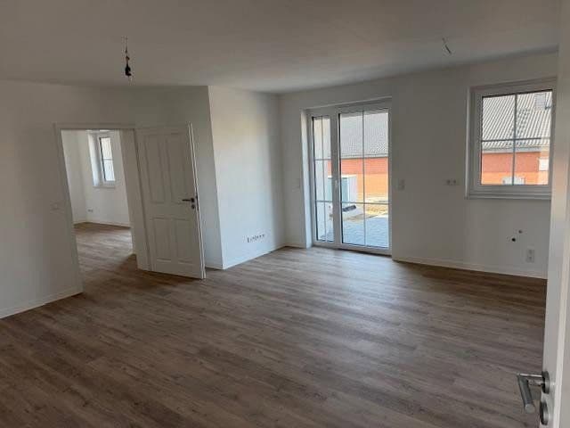 Prodej domu 90 m², pozemek 400 m², Feldberger Seenlandschaft, Mecklenburg-Vorpommern Prodej domu 90 m², pozemek 400 m², Feldberger Seenlandschaft, Mecklenburg-Vorpommern