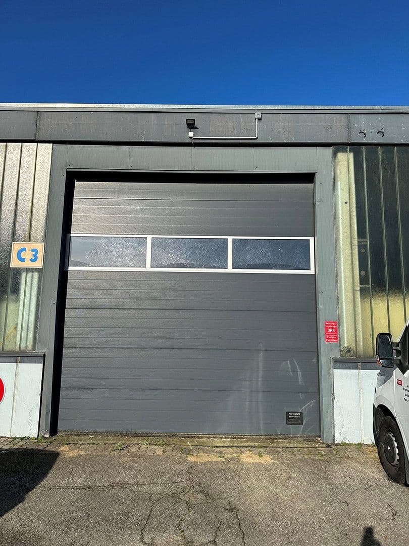 Pronájem nebytového prostoru 110 m², Kisdorfer Weg 15-17, Kaltenkirchen, Šlesvicko-Holštýnsko Pronájem nebytového prostoru 110 m², Kisdorfer Weg 15-17, Kaltenkirchen, Šlesvicko-Holštýnsko