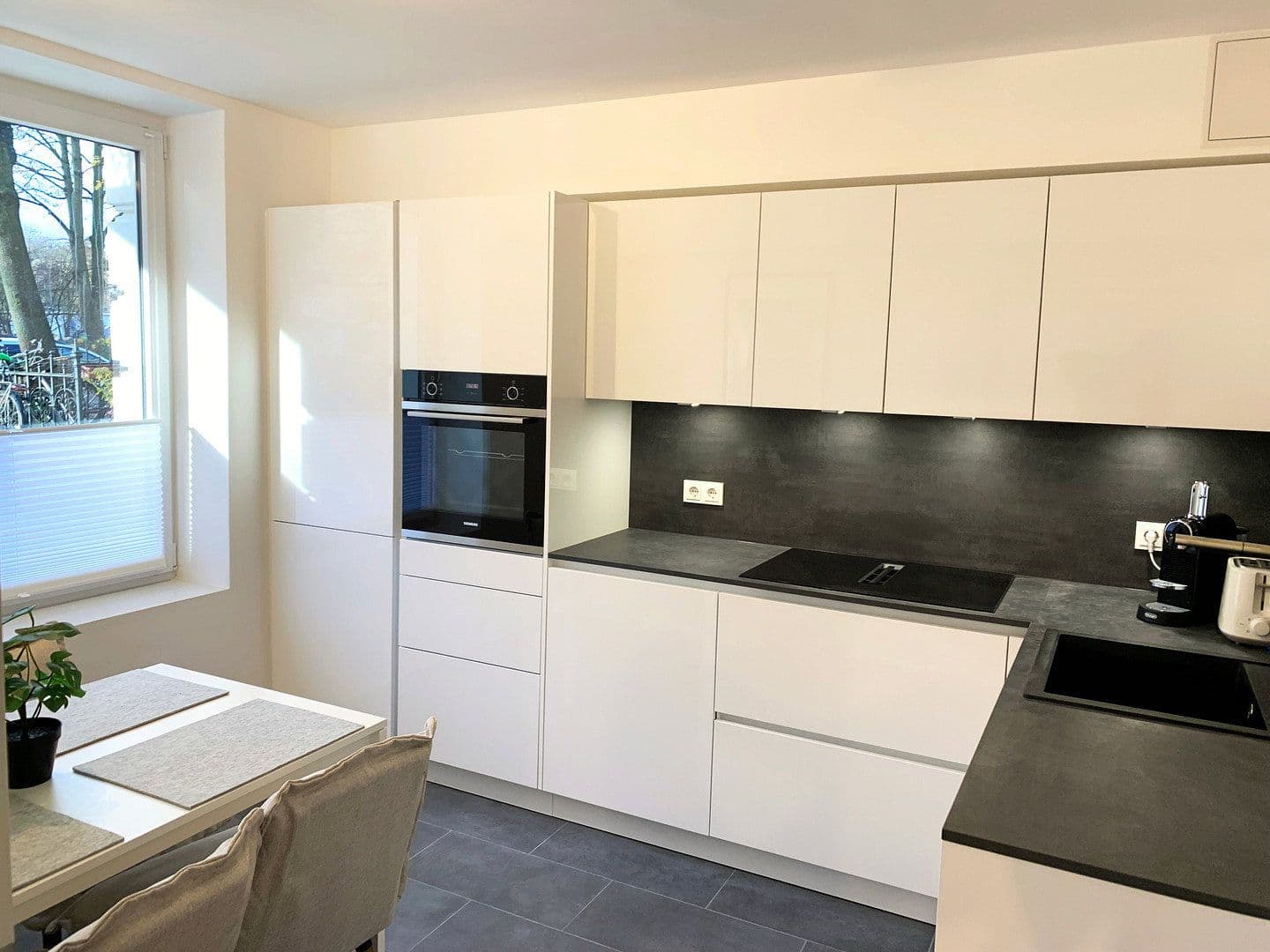 Pronájem bytu 2+1 55 m², Wrangelstraße 65, Hamburg, Hamburg Pronájem bytu 2+1 55 m², Wrangelstraße 65, Hamburg, Hamburg