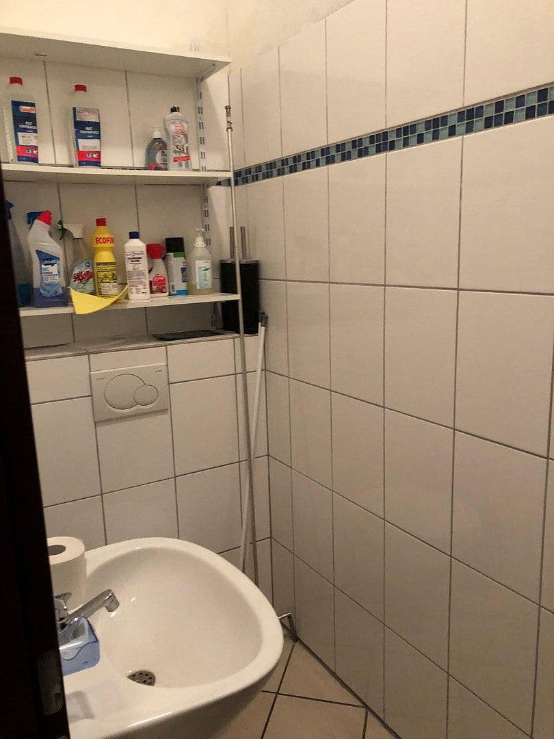 Pronájem nebytového prostoru 120 m², Kieler Str. 84, Lentföhrden, Šlesvicko-Holštýnsko Pronájem nebytového prostoru 120 m², Kieler Str. 84, Lentföhrden, Šlesvicko-Holštýnsko