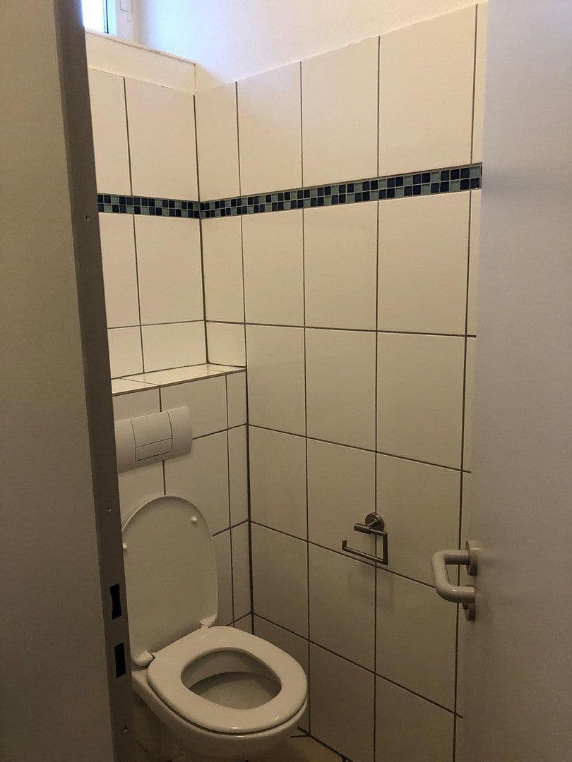 Pronájem nebytového prostoru 120 m², Kieler Str. 84, Lentföhrden, Šlesvicko-Holštýnsko Pronájem nebytového prostoru 120 m², Kieler Str. 84, Lentföhrden, Šlesvicko-Holštýnsko