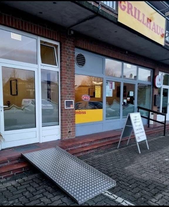 Pronájem nebytového prostoru 120 m², Kieler Str. 84, Lentföhrden, Šlesvicko-Holštýnsko Pronájem nebytového prostoru 120 m², Kieler Str. 84, Lentföhrden, Šlesvicko-Holštýnsko