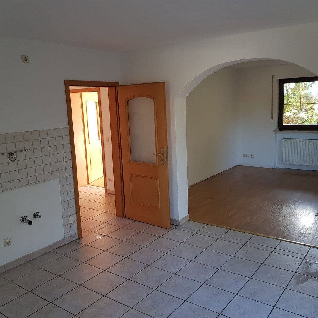 Pronájem bytu 3+1 82 m², Hinterm Hofanger, Taufkirchen, Bavorsko Pronájem bytu 3+1 82 m², Hinterm Hofanger, Taufkirchen, Bavorsko