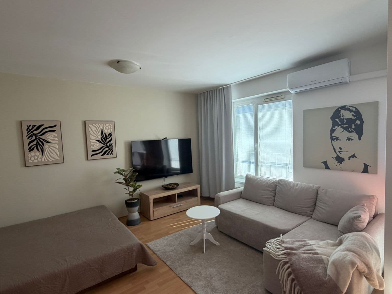 Pronájem bytu 1+1 41 m², Hrachová, Ružinov, Bratislavský kraj Pronájem bytu 1+1 41 m², Hrachová, Ružinov, Bratislavský kraj