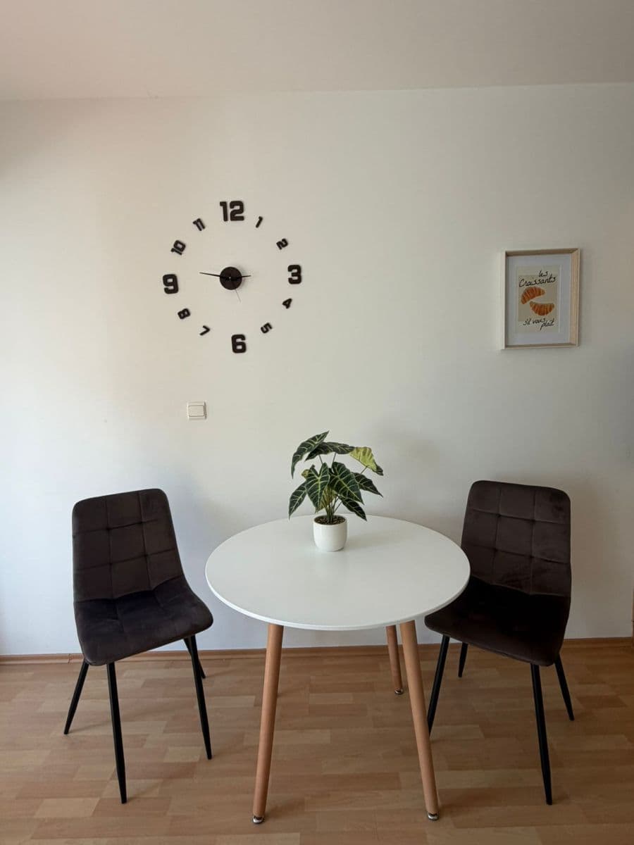 Pronájem bytu 1+1 41 m², Hrachová, Ružinov, Bratislavský kraj Pronájem bytu 1+1 41 m², Hrachová, Ružinov, Bratislavský kraj