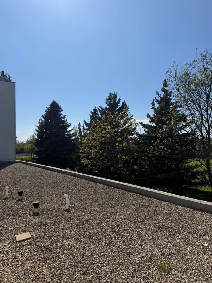 Pronájem bytu 1+1 41 m², Hrachová, Ružinov, Bratislavský kraj Pronájem bytu 1+1 41 m², Hrachová, Ružinov, Bratislavský kraj