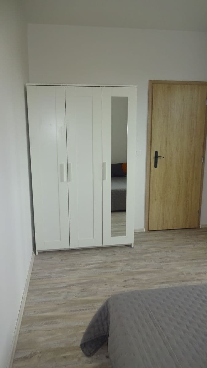 Pronájem bytu 3+1 70 m², Vígľašská, Petržalka, Bratislavský kraj Pronájem bytu 3+1 70 m², Vígľašská, Petržalka, Bratislavský kraj