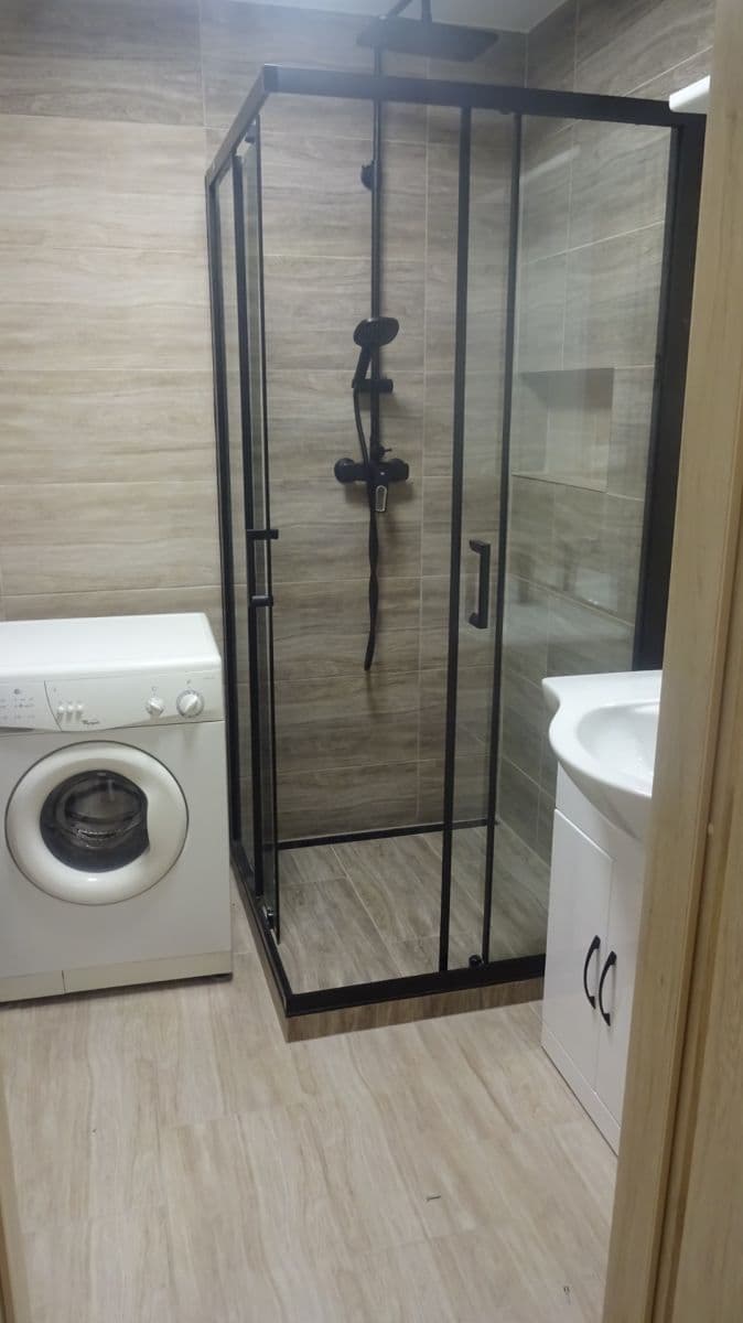 Pronájem bytu 3+1 70 m², Vígľašská, Petržalka, Bratislavský kraj Pronájem bytu 3+1 70 m², Vígľašská, Petržalka, Bratislavský kraj