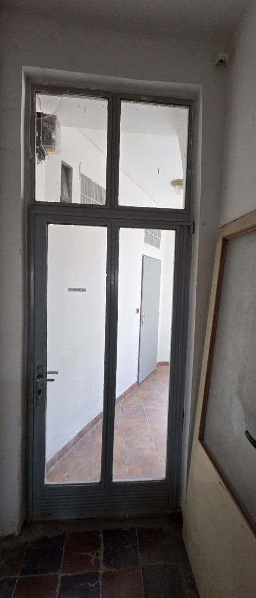 Pronájem bytu 1+kk 28 m², Hodolanská, Olomouc, Olomoucký kraj Pronájem bytu 1+kk 28 m², Hodolanská, Olomouc, Olomoucký kraj