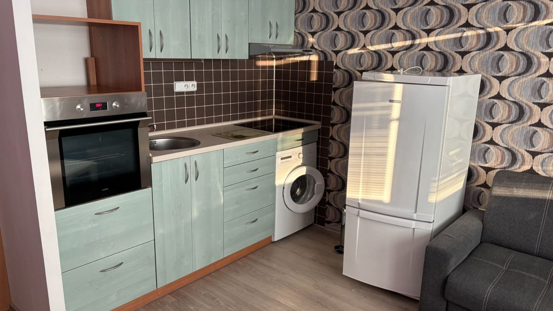 Pronájem bytu 2+kk 43 m², U Červeného kostela, Teplice, Ústecký kraj Pronájem bytu 2+kk 43 m², U Červeného kostela, Teplice, Ústecký kraj