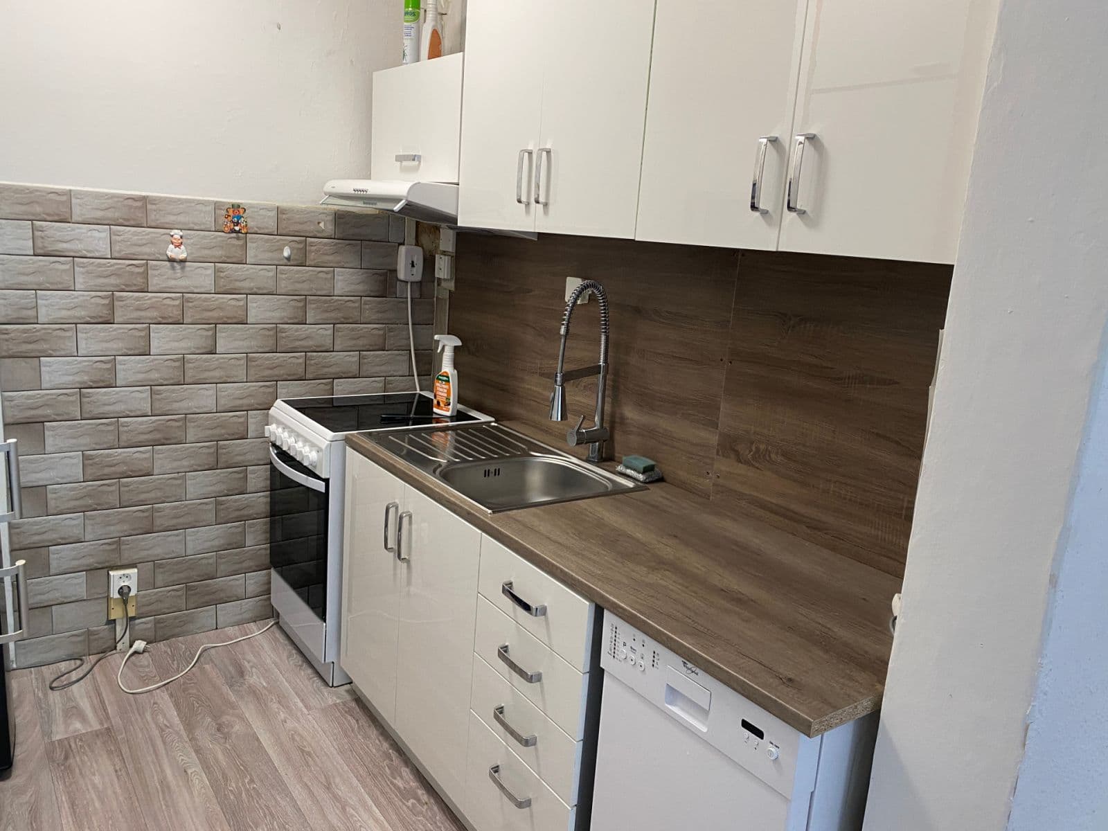Pronájem bytu 2+kk 42 m², Machuldova, Praha, Praha Pronájem bytu 2+kk 42 m², Machuldova, Praha, Praha