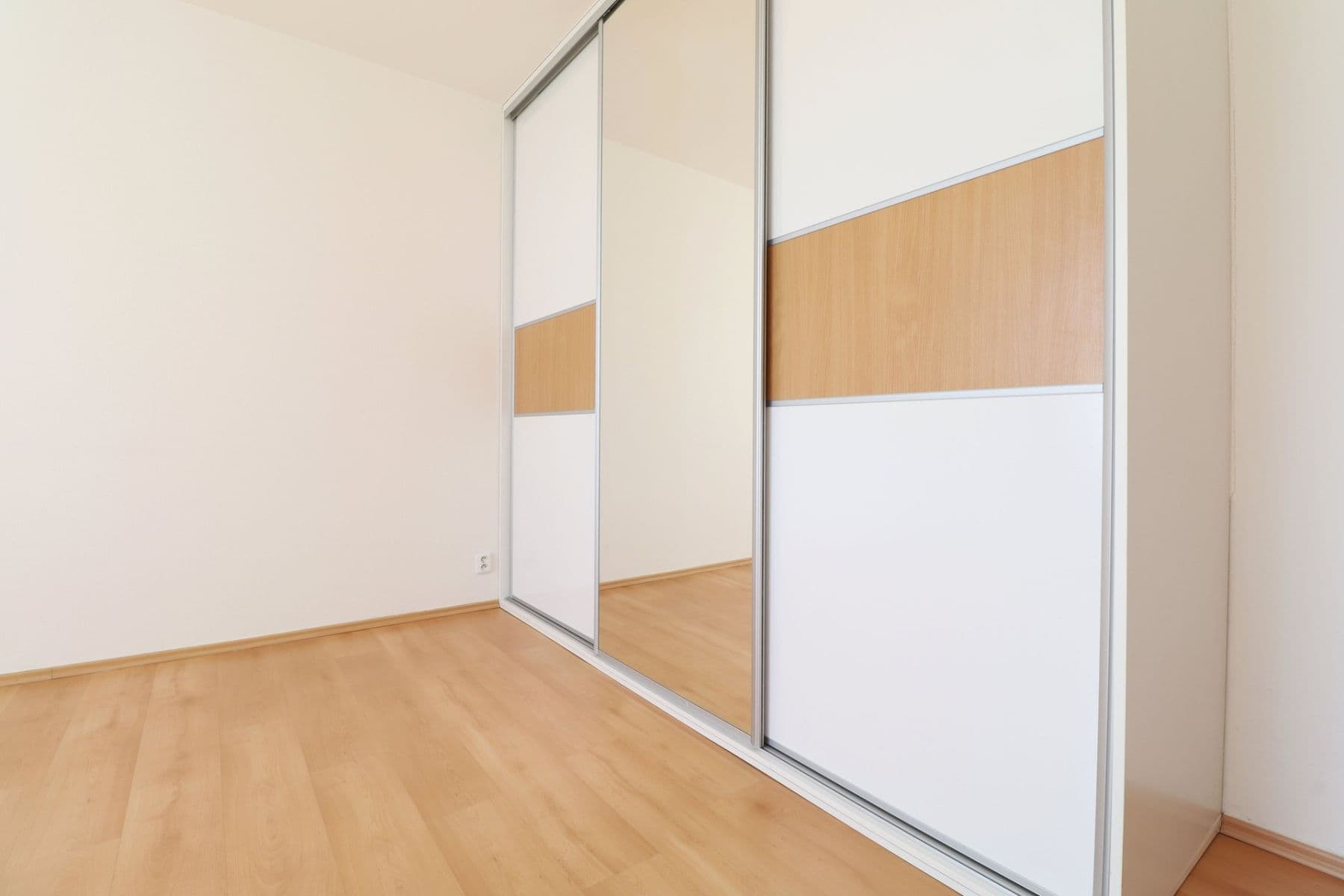 Pronájem bytu 3+kk 65 m², Jana Přibíka, Praha, Praha Pronájem bytu 3+kk 65 m², Jana Přibíka, Praha, Praha