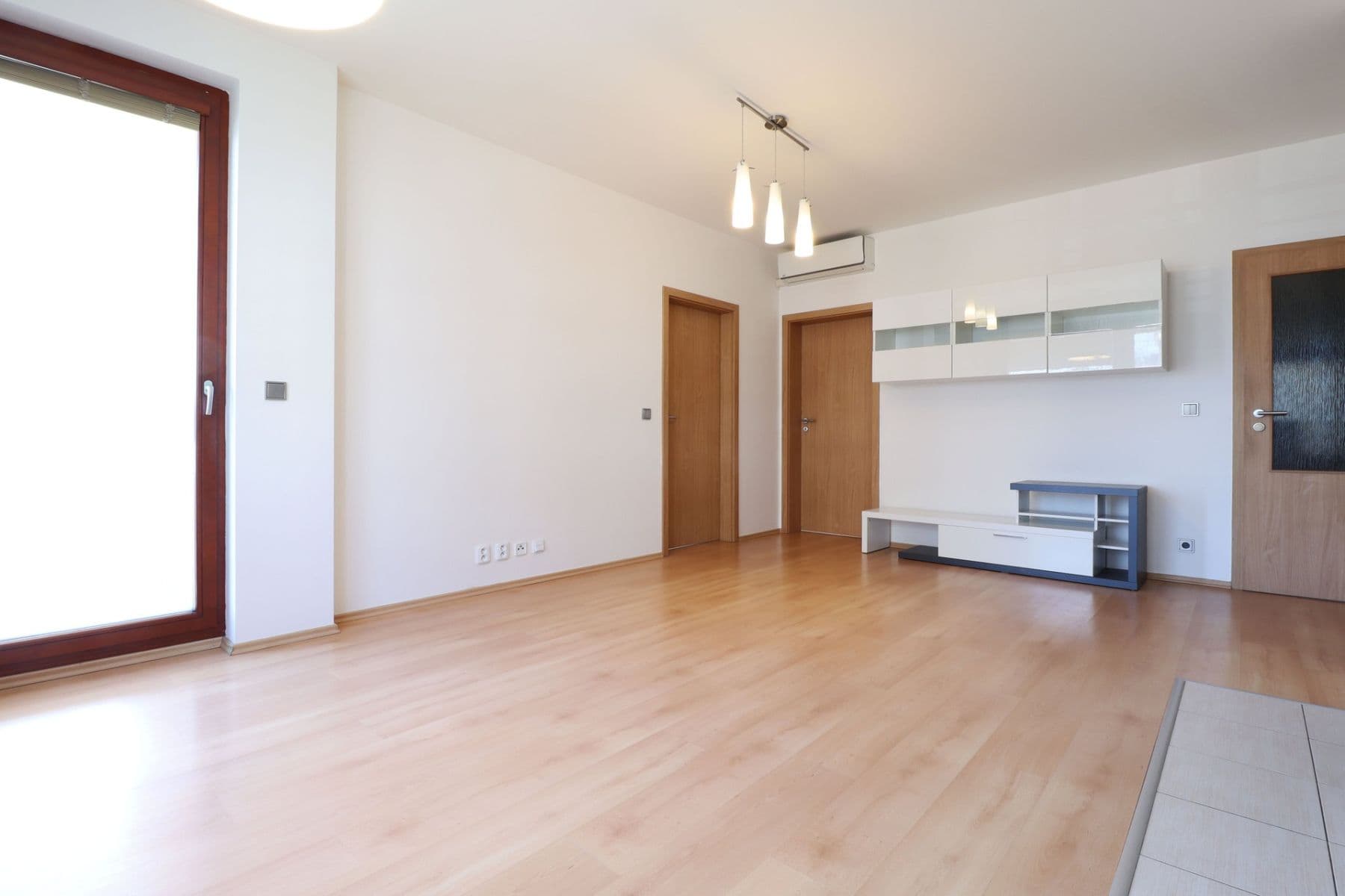 Pronájem bytu 3+kk 65 m², Jana Přibíka, Praha, Praha Pronájem bytu 3+kk 65 m², Jana Přibíka, Praha, Praha