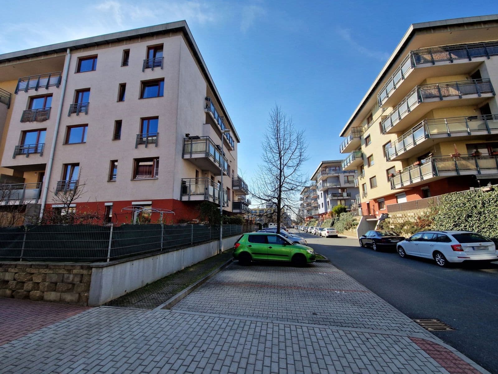 Pronájem bytu 3+kk 65 m², Jana Přibíka, Praha, Praha Pronájem bytu 3+kk 65 m², Jana Přibíka, Praha, Praha