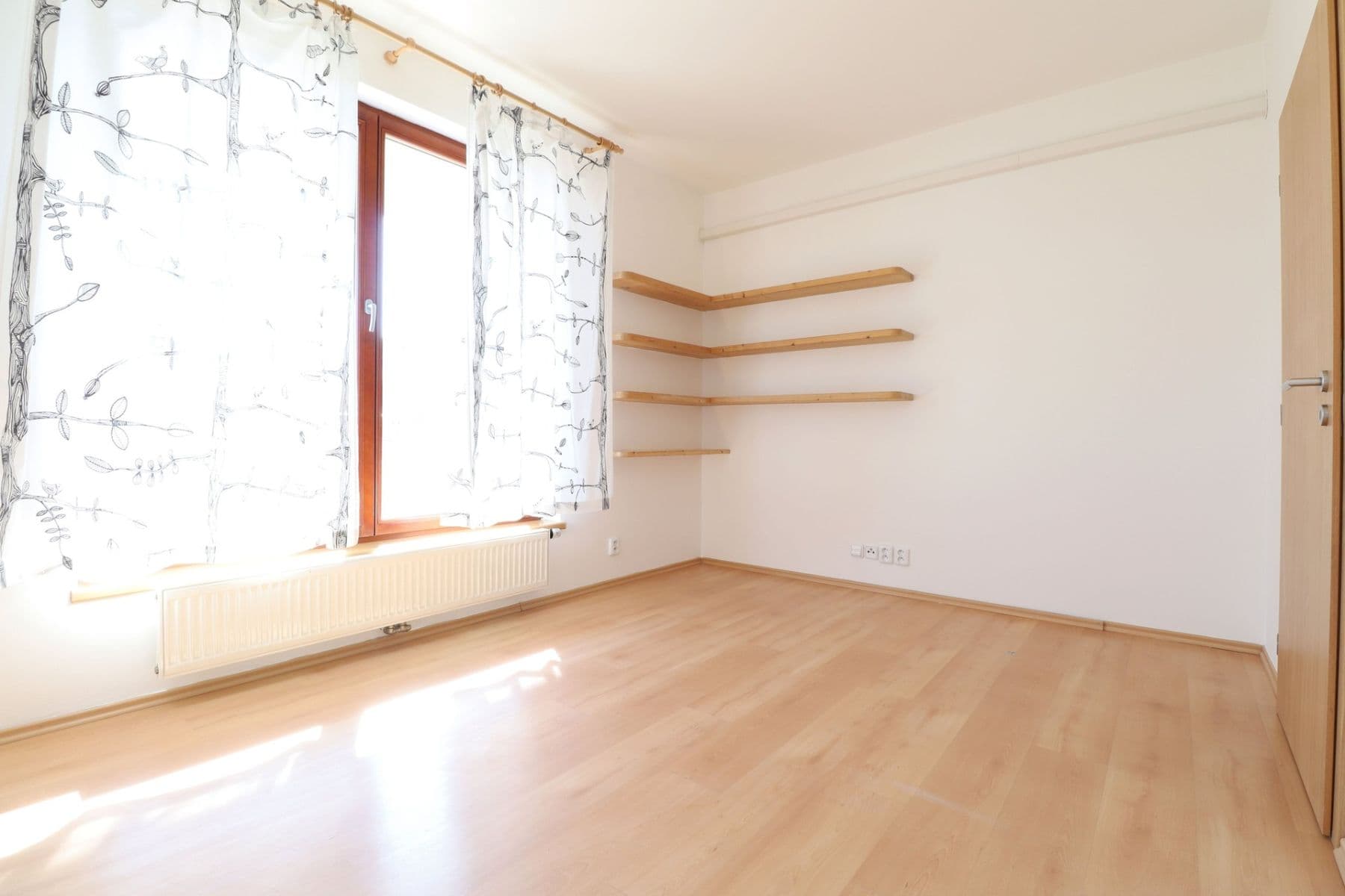 Pronájem bytu 3+kk 65 m², Jana Přibíka, Praha, Praha Pronájem bytu 3+kk 65 m², Jana Přibíka, Praha, Praha