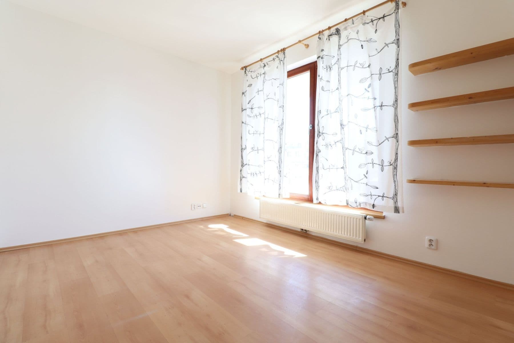 Pronájem bytu 3+kk 65 m², Jana Přibíka, Praha, Praha Pronájem bytu 3+kk 65 m², Jana Přibíka, Praha, Praha