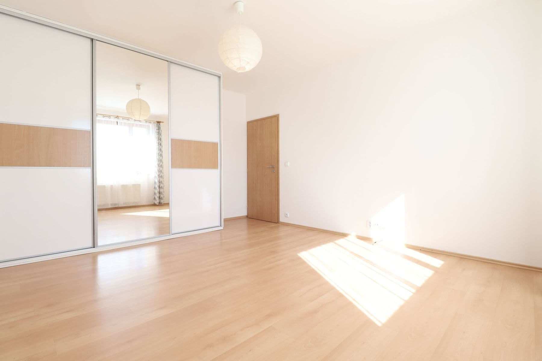Pronájem bytu 3+kk 65 m², Jana Přibíka, Praha, Praha Pronájem bytu 3+kk 65 m², Jana Přibíka, Praha, Praha
