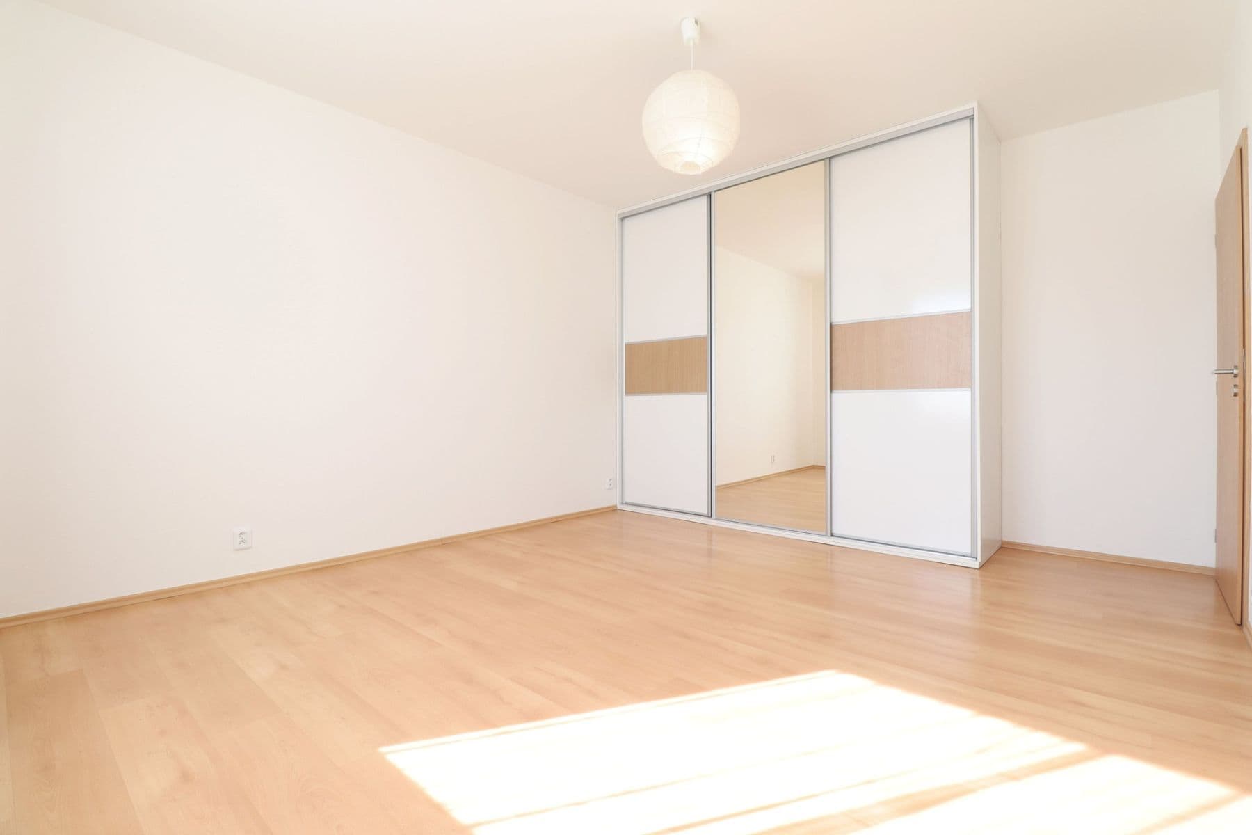 Pronájem bytu 3+kk 65 m², Jana Přibíka, Praha, Praha Pronájem bytu 3+kk 65 m², Jana Přibíka, Praha, Praha