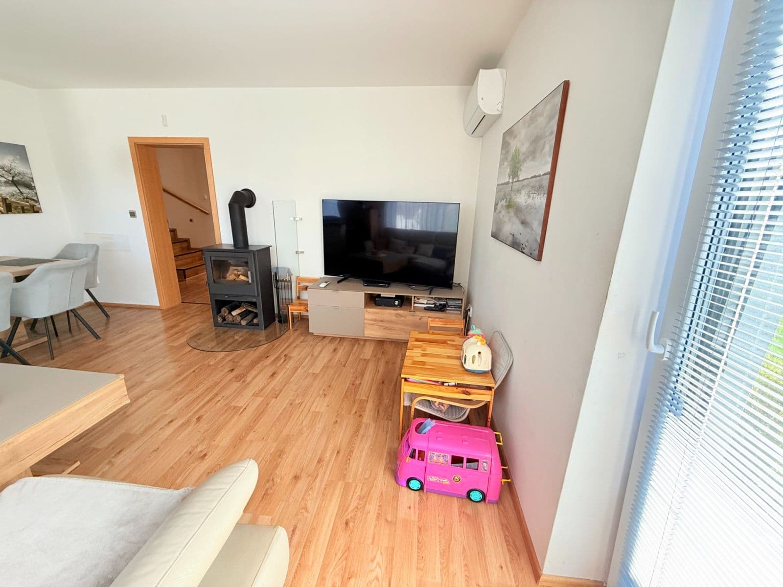 Prodej domu 120 m², pozemek 373 m², Na Obci, Hostouň, Středočeský kraj Prodej domu 120 m², pozemek 373 m², Na Obci, Hostouň, Středočeský kraj