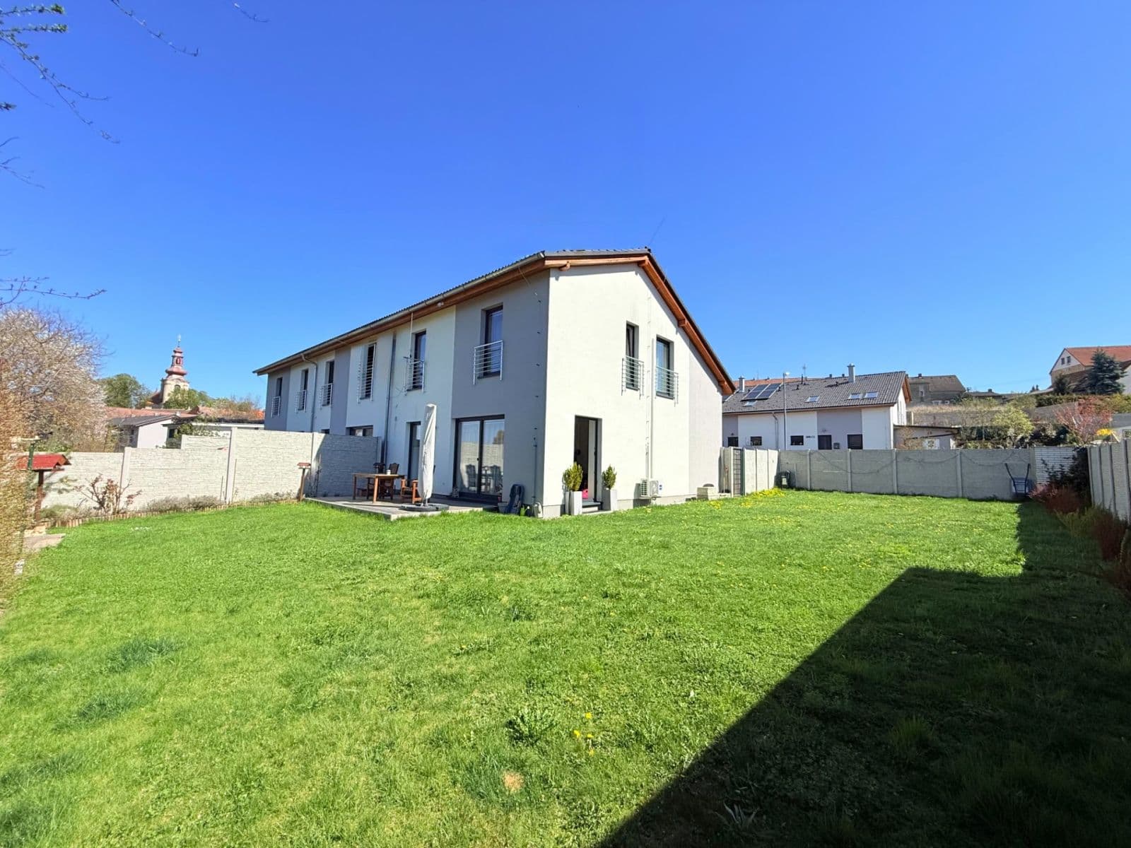 Prodej domu 120 m², pozemek 373 m², Na Obci, Hostouň, Středočeský kraj Prodej domu 120 m², pozemek 373 m², Na Obci, Hostouň, Středočeský kraj