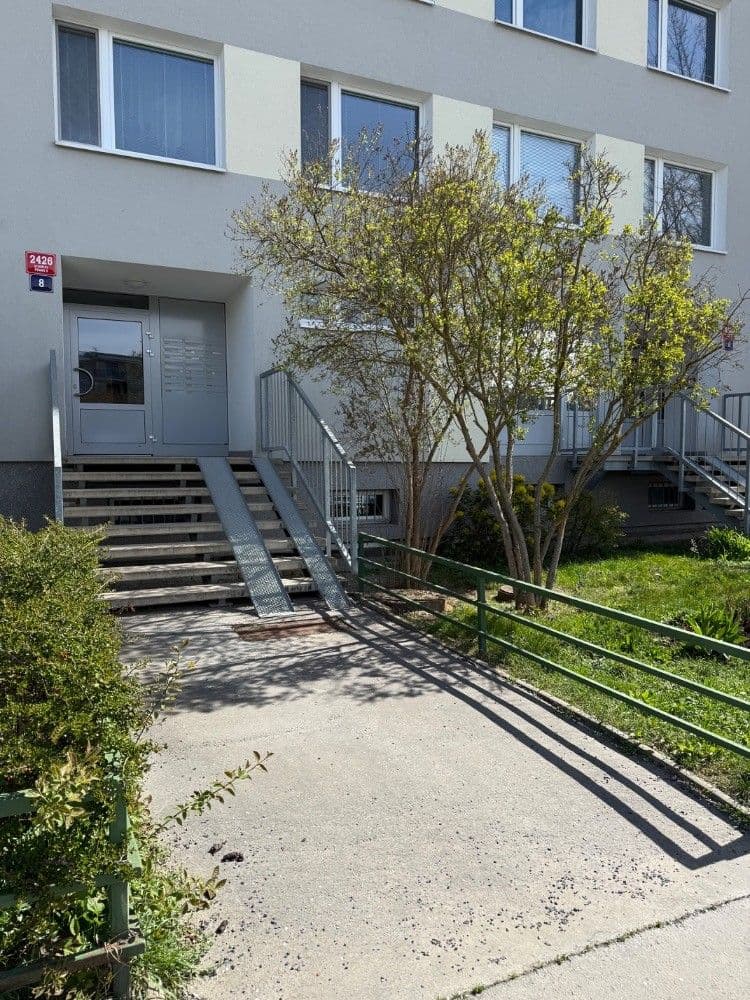 Prodej bytu 3+1 78 m², Pavrovského, Praha, Praha Prodej bytu 3+1 78 m², Pavrovského, Praha, Praha