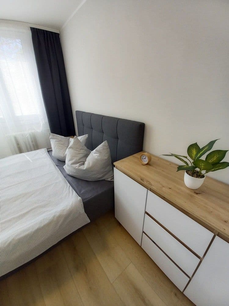 Pronájem bytu 2+kk 40 m², Mečíková, Praha, Praha Pronájem bytu 2+kk 40 m², Mečíková, Praha, Praha