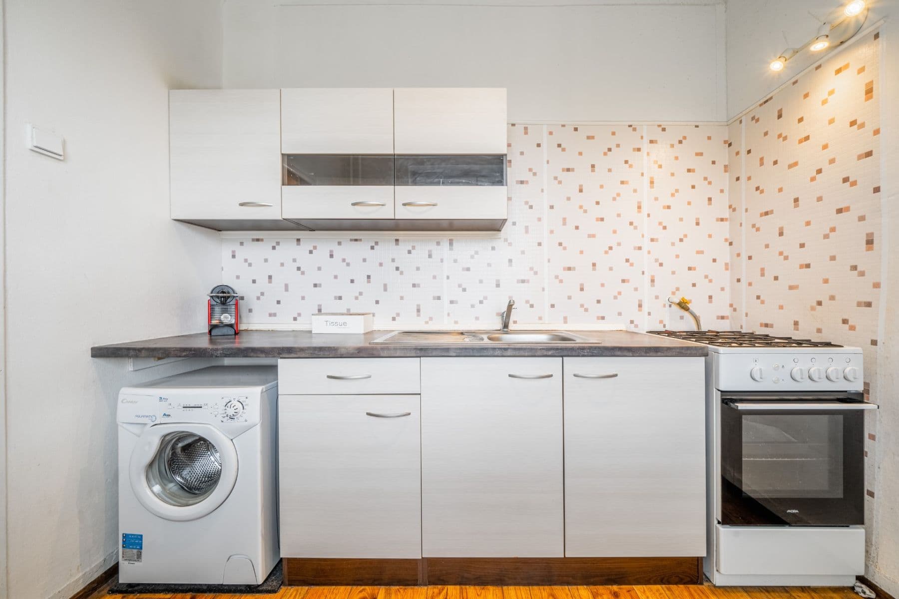 Pronájem bytu 2+1 41 m², Škvorecká, Praha, Praha Pronájem bytu 2+1 41 m², Škvorecká, Praha, Praha