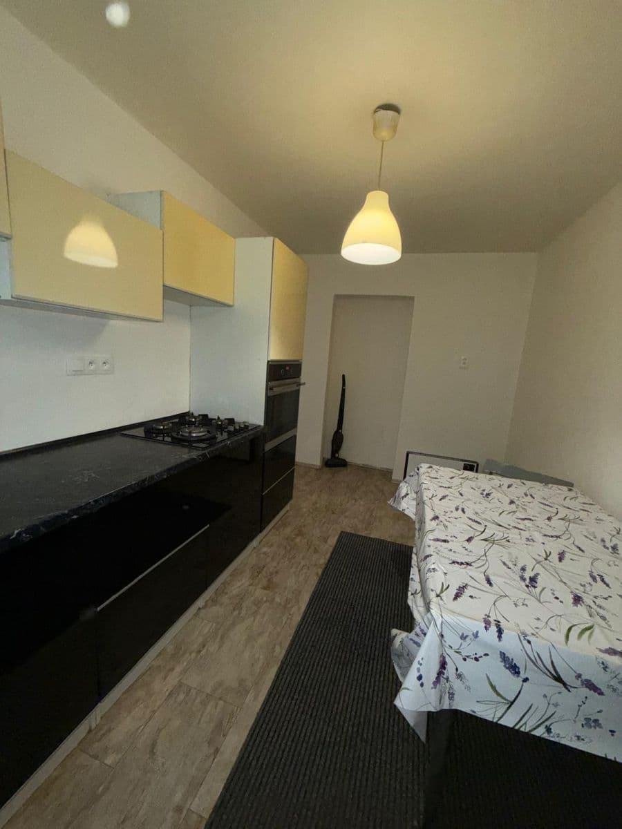 Prodej bytu 2+1 65 m², Aviatiků, Ostrava, Moravskoslezský kraj Prodej bytu 2+1 65 m², Aviatiků, Ostrava, Moravskoslezský kraj