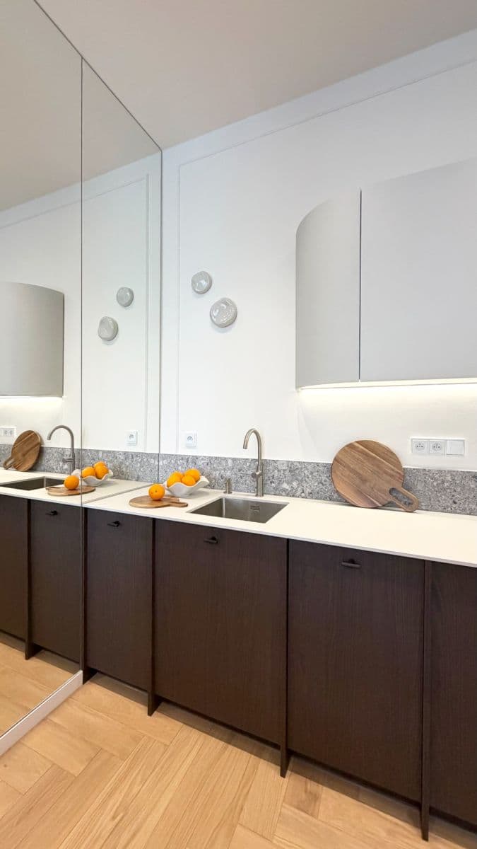 Pronájem bytu 2+kk 41 m², Karlínské náměstí, Praha, Praha Pronájem bytu 2+kk 41 m², Karlínské náměstí, Praha, Praha