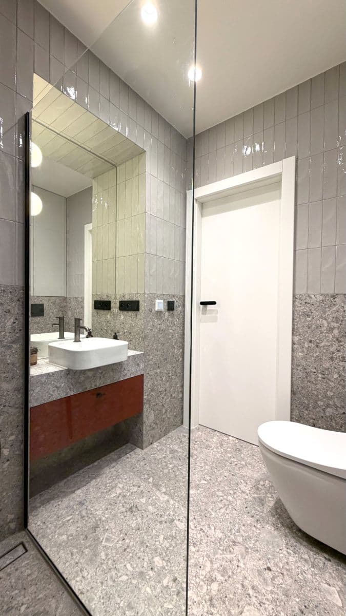 Pronájem bytu 2+kk 41 m², Karlínské náměstí, Praha, Praha Pronájem bytu 2+kk 41 m², Karlínské náměstí, Praha, Praha