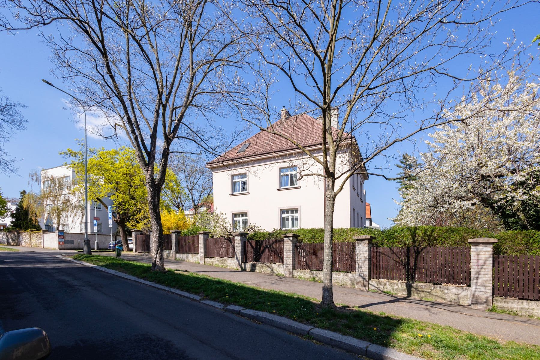 Prodej domu 450 m², pozemek 678 m², Nad Spádem, Praha, Praha Prodej domu 450 m², pozemek 678 m², Nad Spádem, Praha, Praha