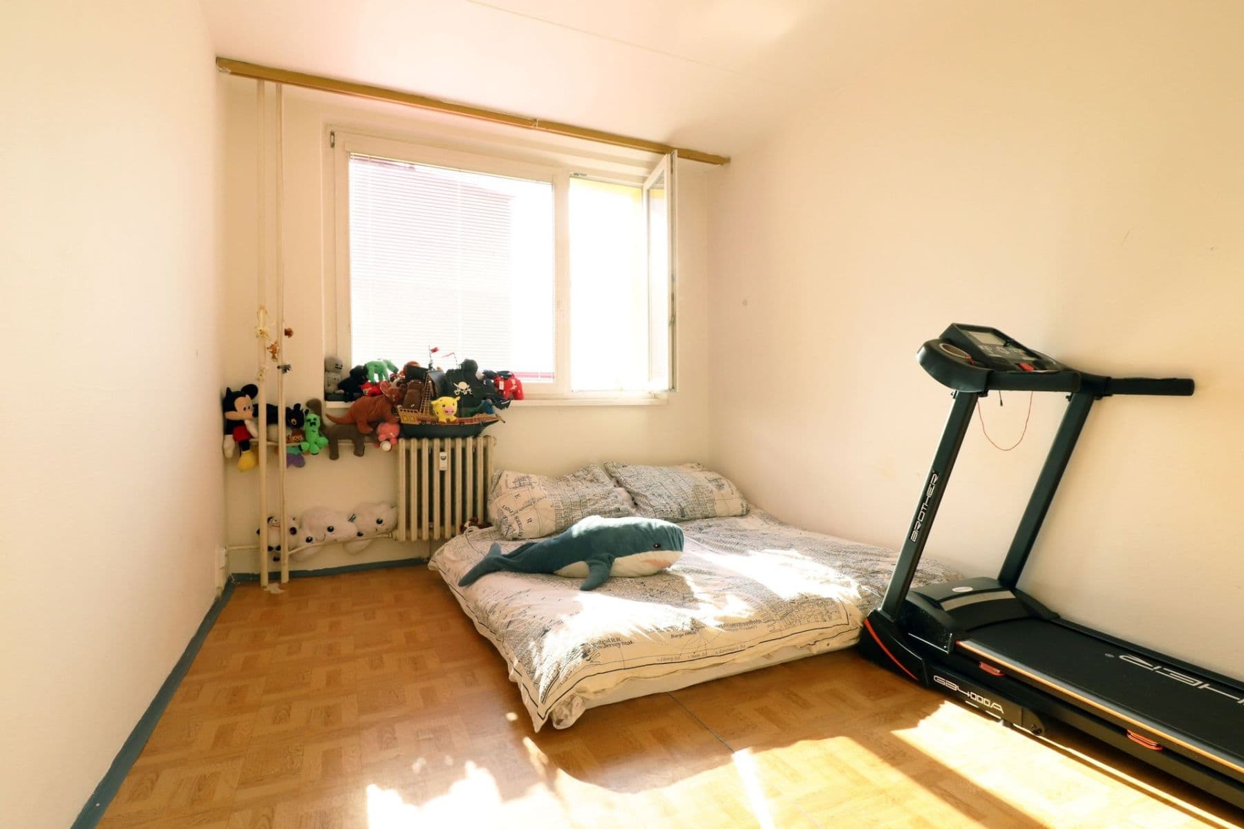 Pronájem bytu 3+1 76 m², Doležalova, Praha, Praha Pronájem bytu 3+1 76 m², Doležalova, Praha, Praha