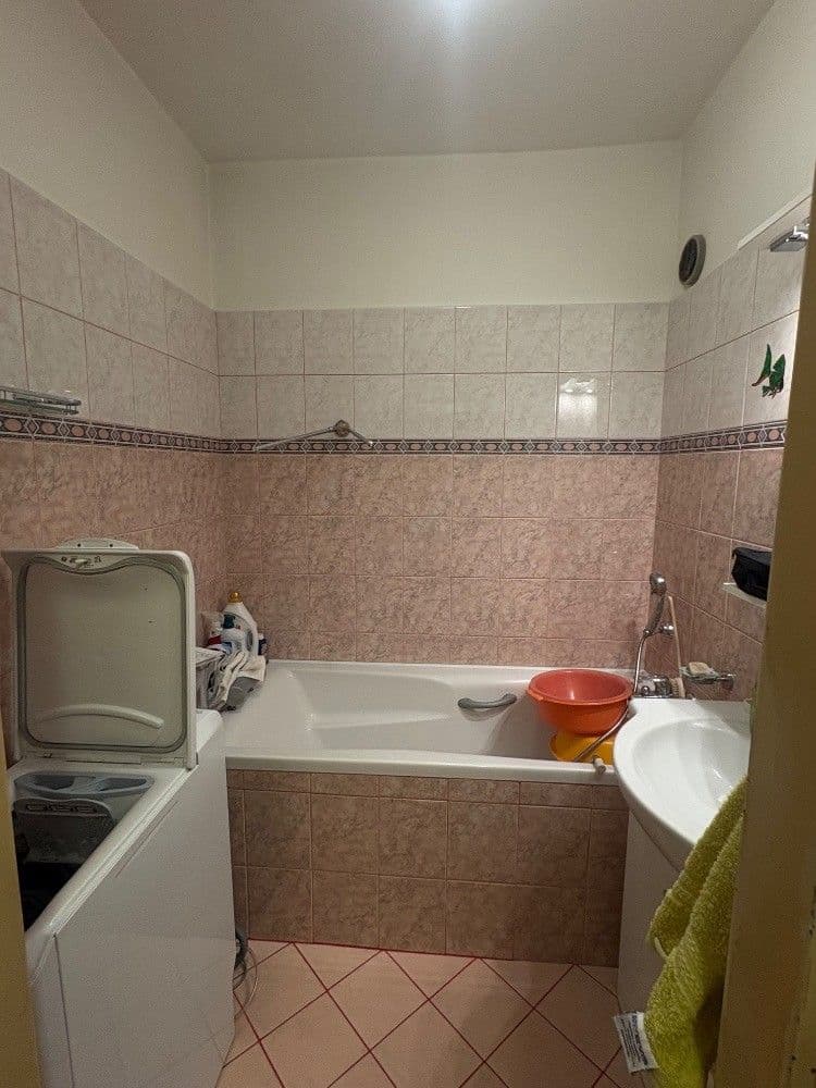 Prodej bytu 3+1 80 m², 30. dubna, Ostrava, Moravskoslezský kraj Prodej bytu 3+1 80 m², 30. dubna, Ostrava, Moravskoslezský kraj