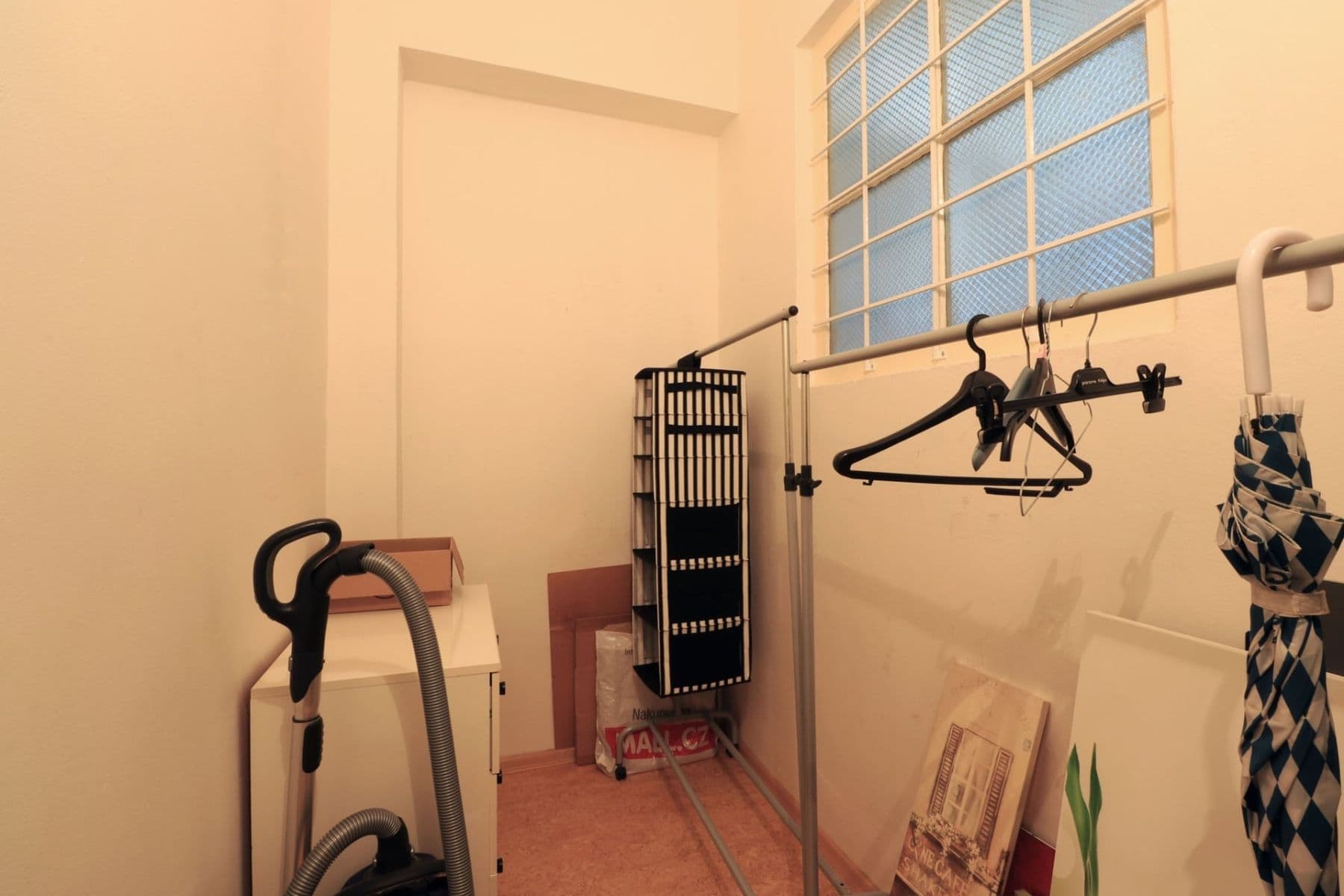 Pronájem bytu 2+1 83 m², Sudoměřská, Praha, Praha Pronájem bytu 2+1 83 m², Sudoměřská, Praha, Praha