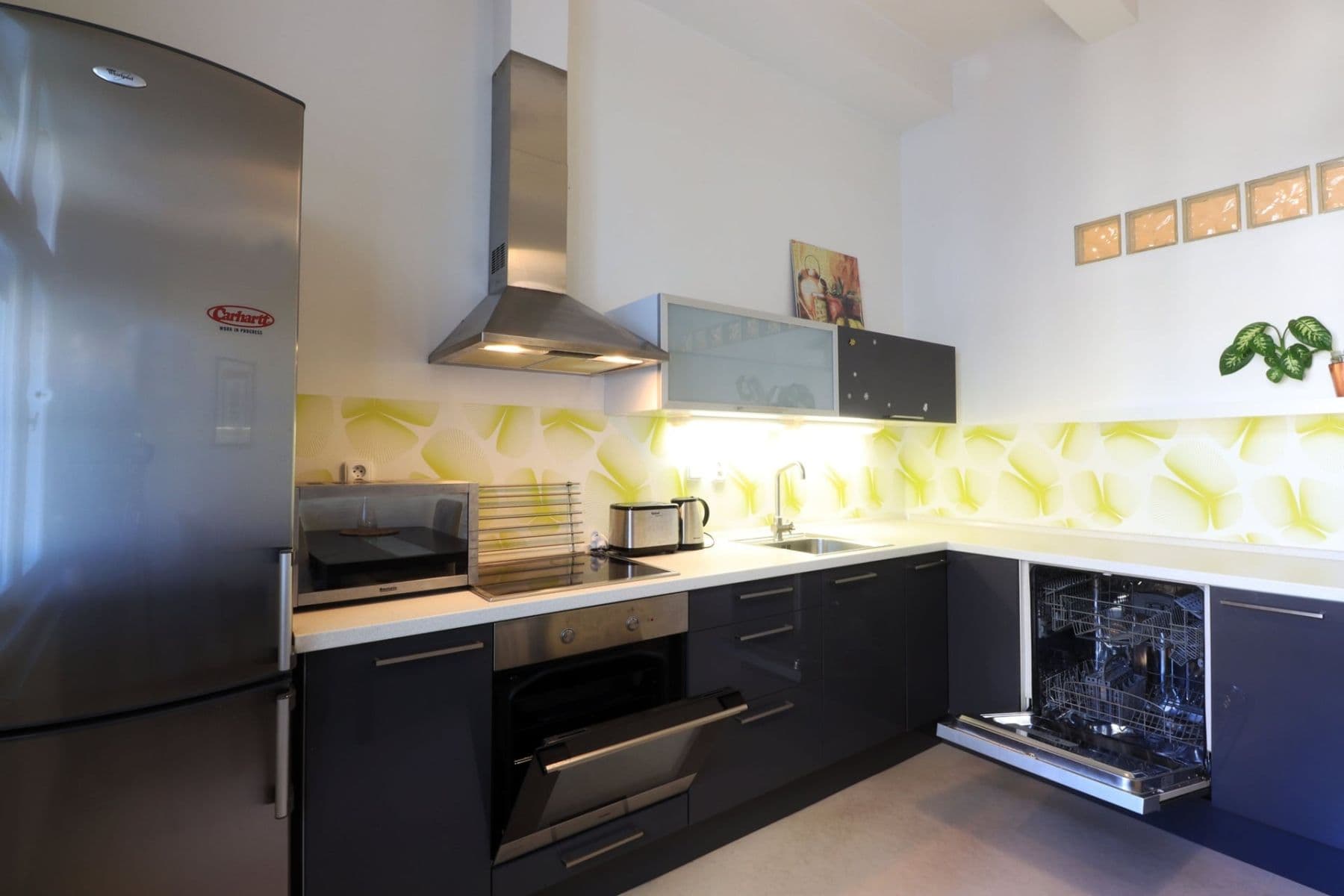 Pronájem bytu 2+1 83 m², Sudoměřská, Praha, Praha Pronájem bytu 2+1 83 m², Sudoměřská, Praha, Praha