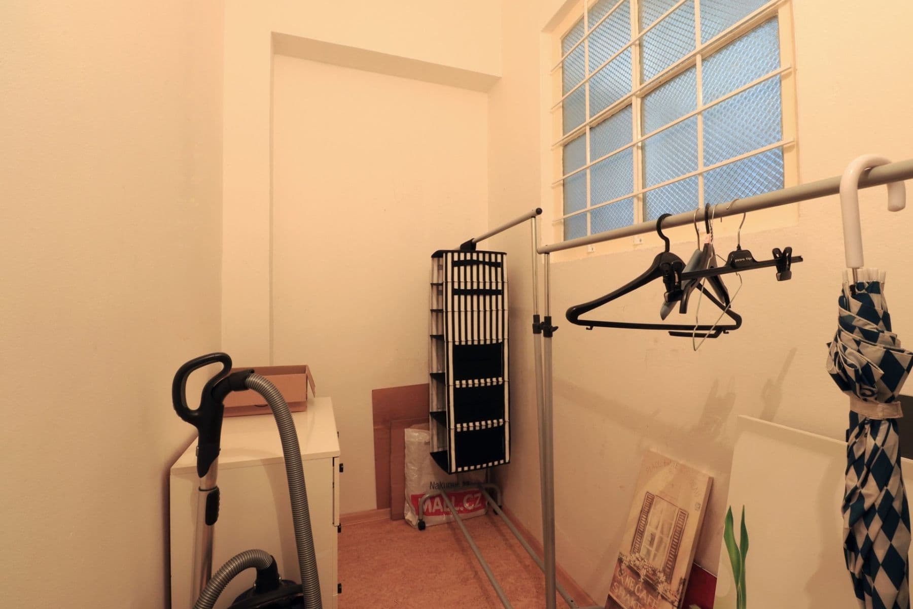 Pronájem bytu 2+1 83 m², Sudoměřská, Praha, Praha Pronájem bytu 2+1 83 m², Sudoměřská, Praha, Praha