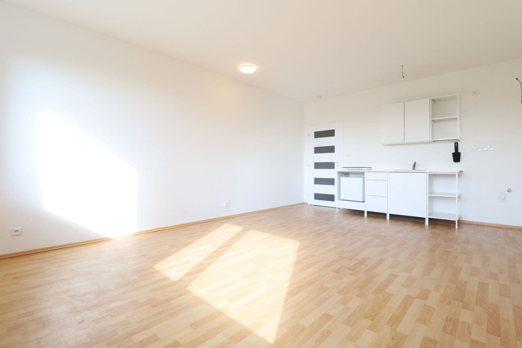 Pronájem bytu 1+kk 30 m², Barvířova, Jílové u Prahy, Středočeský kraj Pronájem bytu 1+kk 30 m², Barvířova, Jílové u Prahy, Středočeský kraj