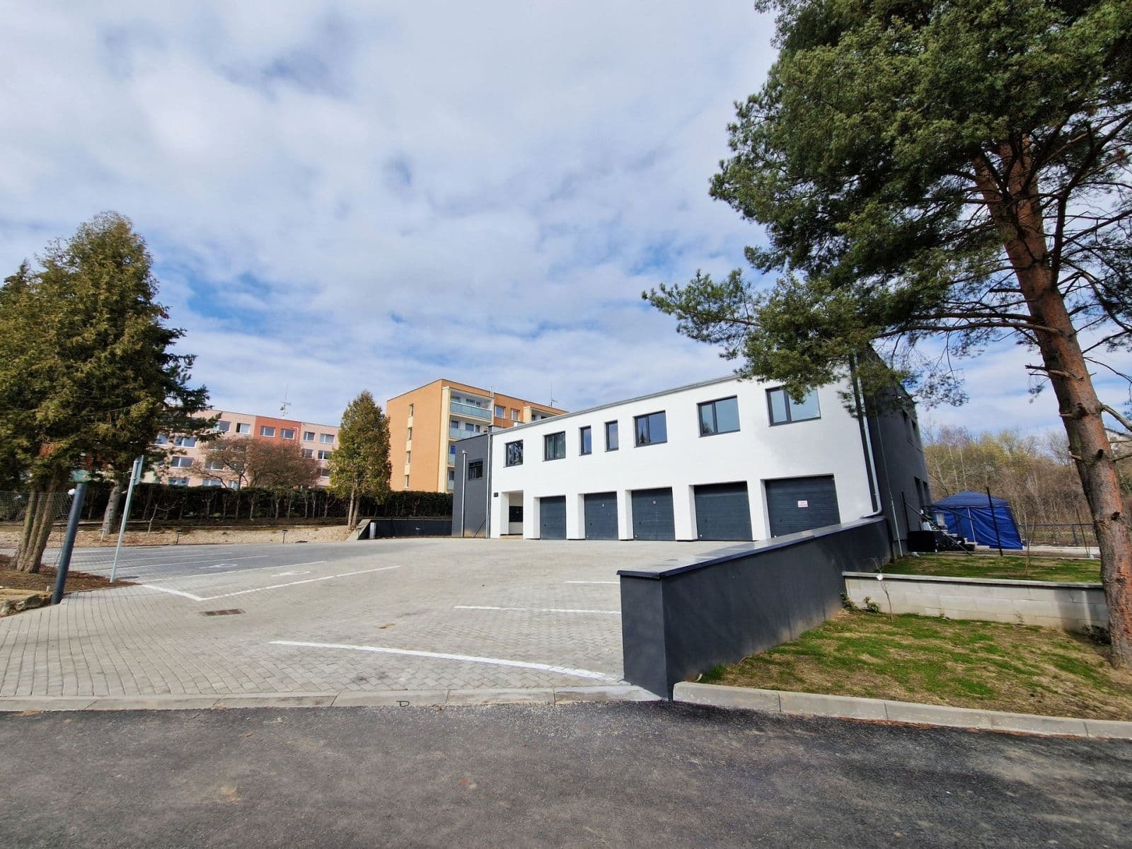 Pronájem bytu 1+kk 30 m², Barvířova, Jílové u Prahy, Středočeský kraj Pronájem bytu 1+kk 30 m², Barvířova, Jílové u Prahy, Středočeský kraj