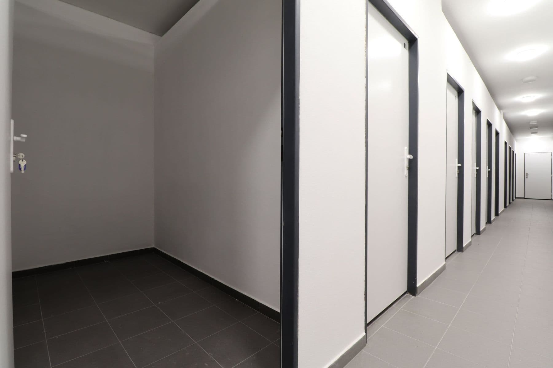 Pronájem bytu 1+kk 30 m², Barvířova, Jílové u Prahy, Středočeský kraj Pronájem bytu 1+kk 30 m², Barvířova, Jílové u Prahy, Středočeský kraj