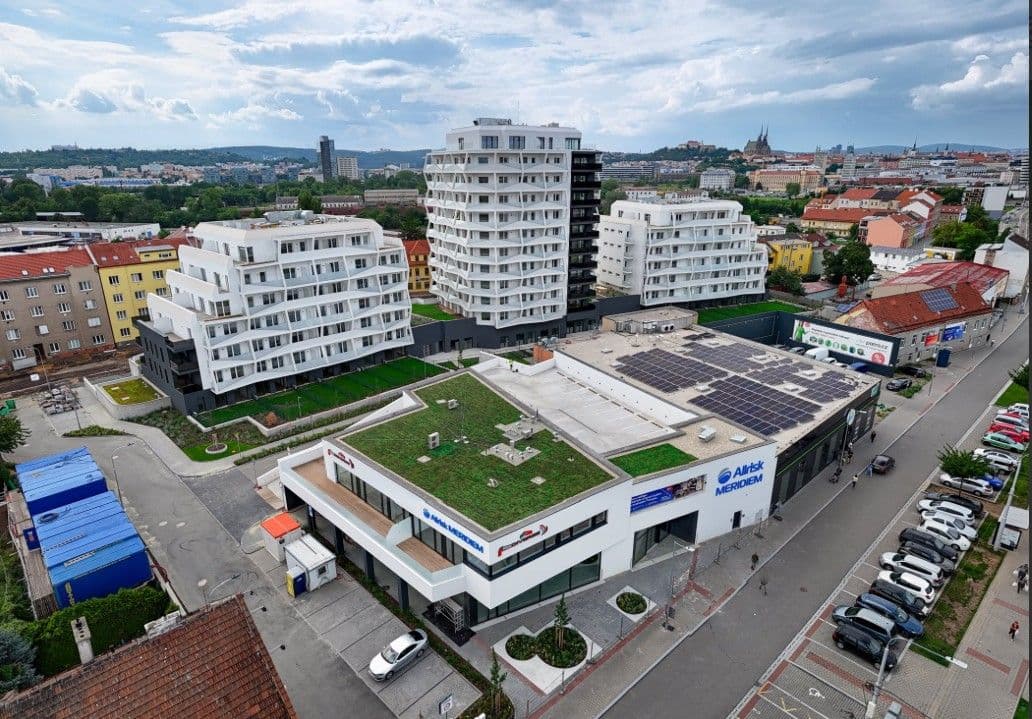 Pronájem bytu 1+kk 38 m², Komárovská, Brno, Jihomoravský kraj Pronájem bytu 1+kk 38 m², Komárovská, Brno, Jihomoravský kraj