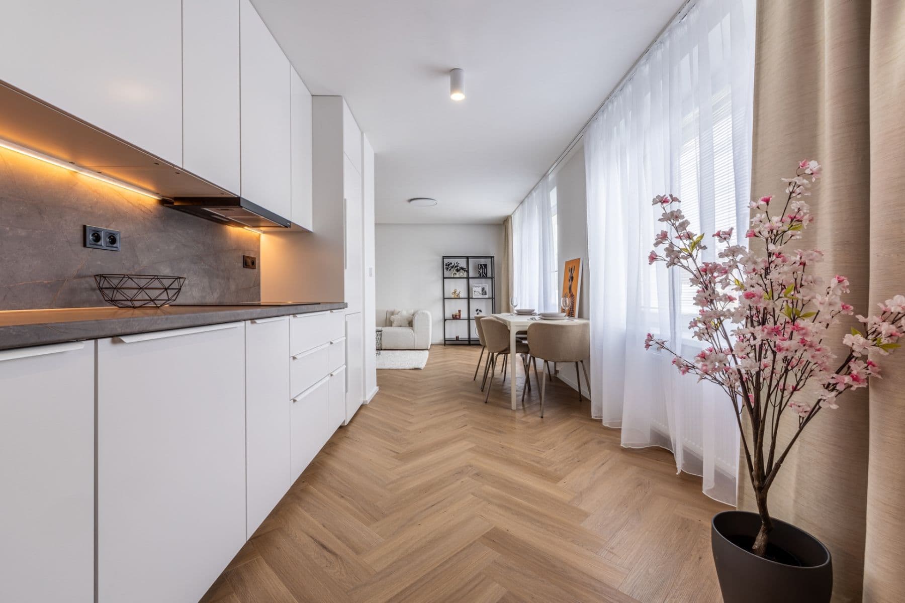 Prodej bytu 3+kk 89 m², Kozinova, Poděbrady, Středočeský kraj Prodej bytu 3+kk 89 m², Kozinova, Poděbrady, Středočeský kraj