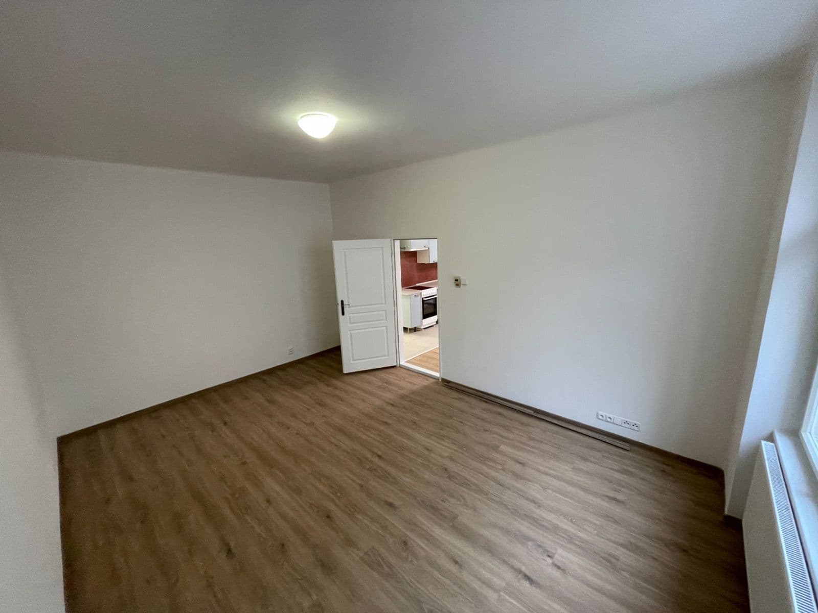 Pronájem bytu 1+1 50 m², Bulharská, Praha, Praha Pronájem bytu 1+1 50 m², Bulharská, Praha, Praha