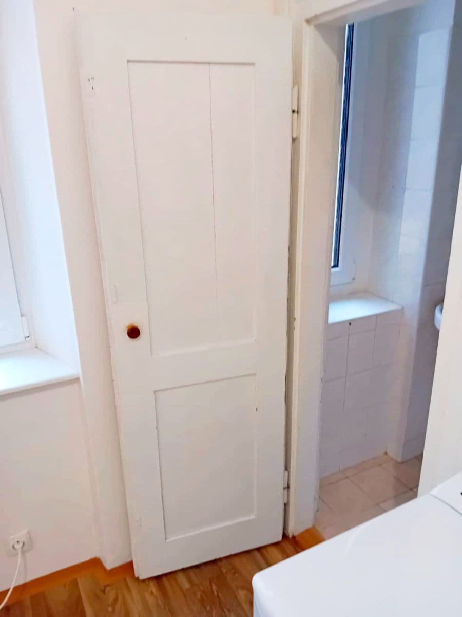 Pronájem bytu 2+kk 40 m², Parléřova, Praha, Praha Pronájem bytu 2+kk 40 m², Parléřova, Praha, Praha