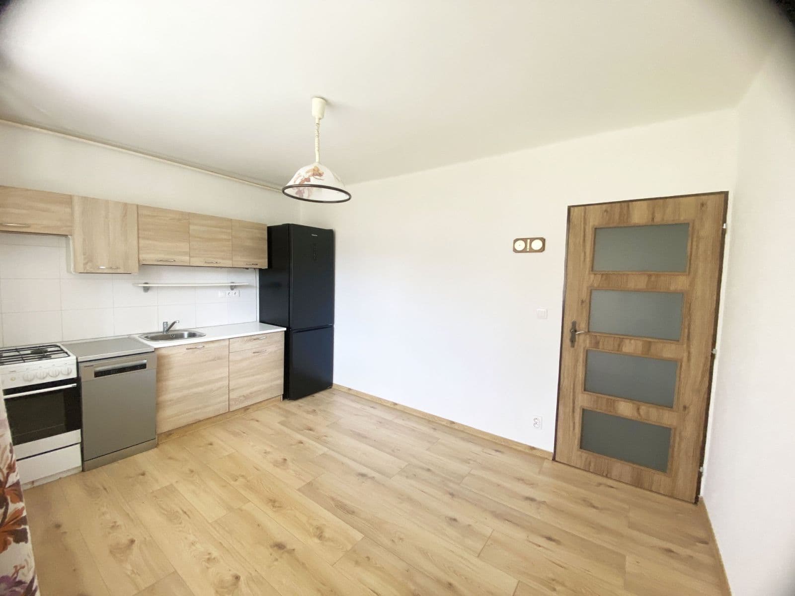 Pronájem bytu 1+1 36 m², Mečovská, Praha, Praha Pronájem bytu 1+1 36 m², Mečovská, Praha, Praha
