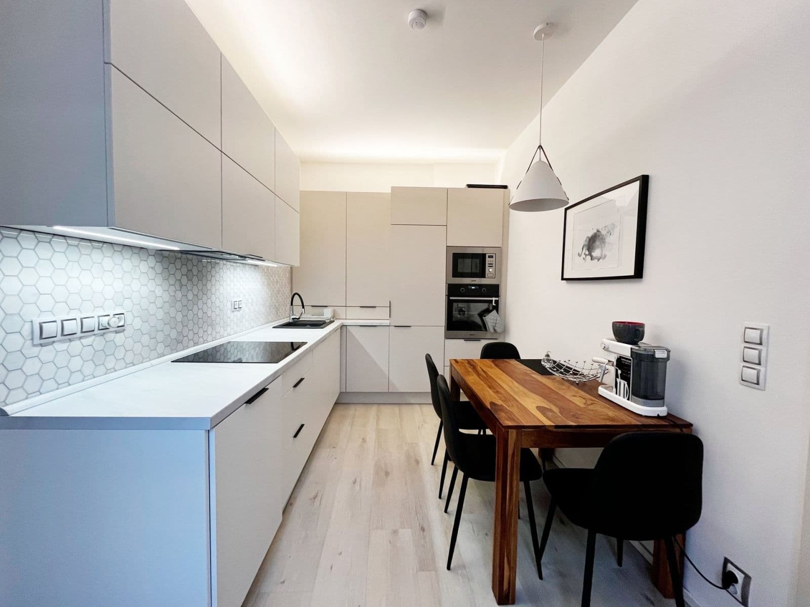 Pronájem bytu 1+1 32 m², Jungmannova, Praha, Praha Pronájem bytu 1+1 32 m², Jungmannova, Praha, Praha