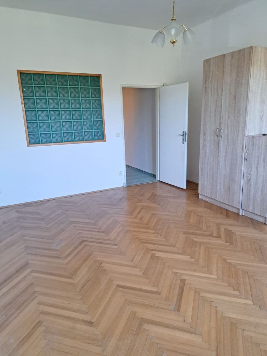 Pronájem bytu 1+kk 30 m², Vinohradská, Praha, Praha Pronájem bytu 1+kk 30 m², Vinohradská, Praha, Praha