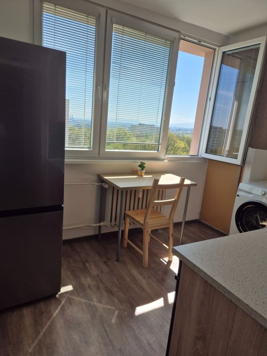 Prodej bytu 1+1 36 m², Na Robinsonce, Ostrava, Moravskoslezský kraj Prodej bytu 1+1 36 m², Na Robinsonce, Ostrava, Moravskoslezský kraj