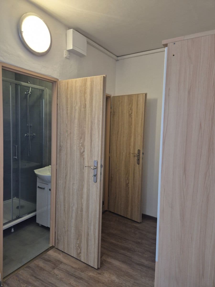 Prodej bytu 1+1 36 m², Na Robinsonce, Ostrava, Moravskoslezský kraj Prodej bytu 1+1 36 m², Na Robinsonce, Ostrava, Moravskoslezský kraj