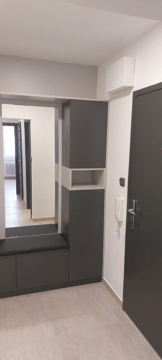 Pronájem bytu 3+1 80 m², Teyschlova, Brno, Jihomoravský kraj Pronájem bytu 3+1 80 m², Teyschlova, Brno, Jihomoravský kraj